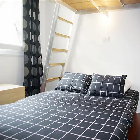 Rollin - 6 Adults Apartment *